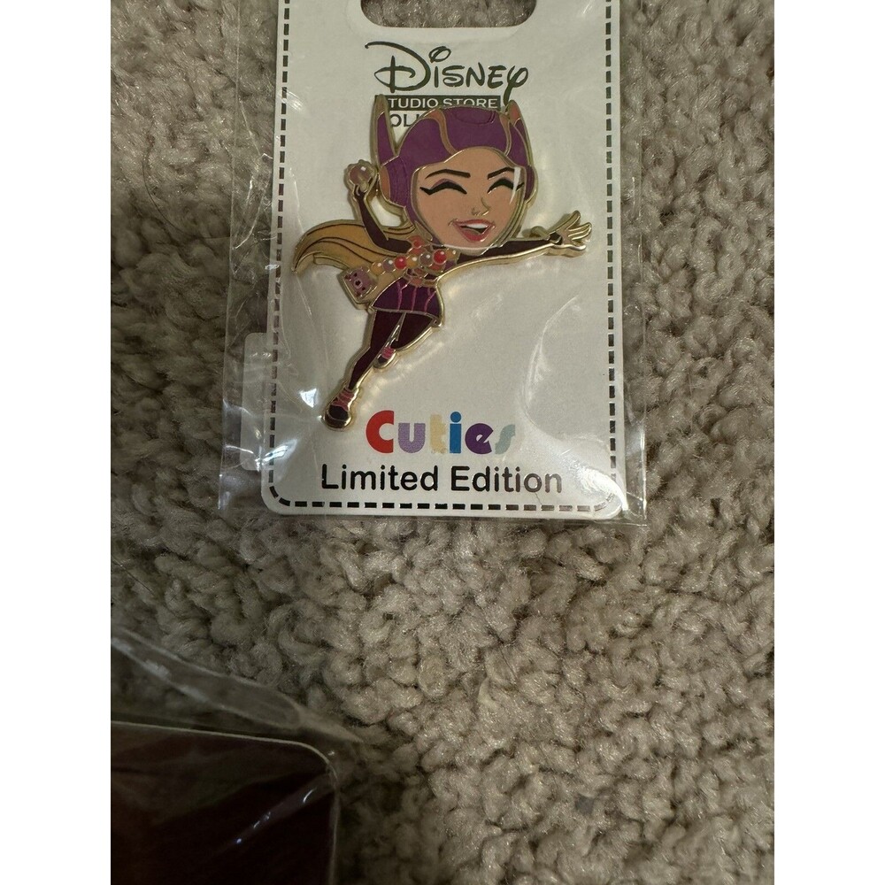 2024 Disney DSSH PIN Big Hero 6 Cuties Armored Honey Lemon LE 300 D23